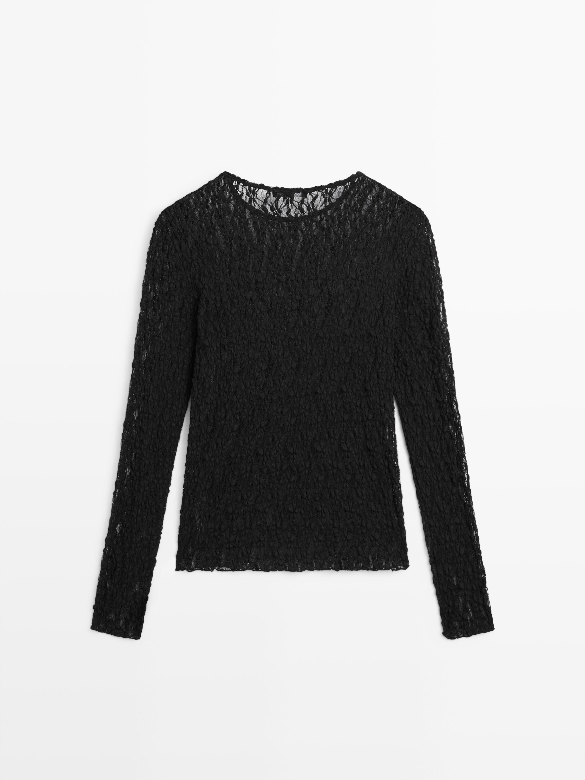 Openwork knit top with long sleeves and lace